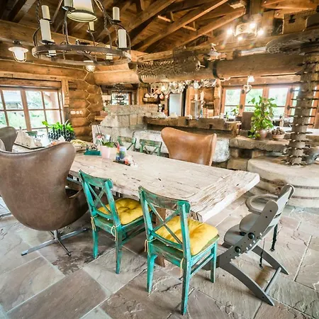 컨트리하우스 Luxusni Srub Liny Bukovno