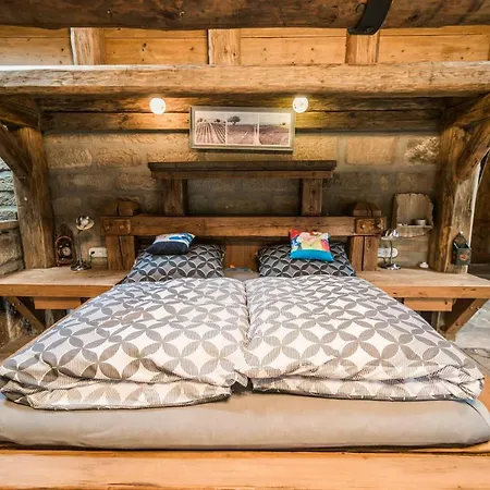 Luxusni Srub Liny 컨트리하우스 *