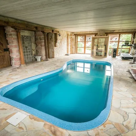 Luxusni Srub Liny 컨트리하우스